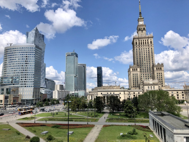 Lokal po remoncie z widokiem na centrum Warszawy