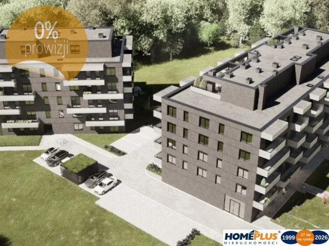 18 km od centrum Warszawy-Marki przy głównej ulicy